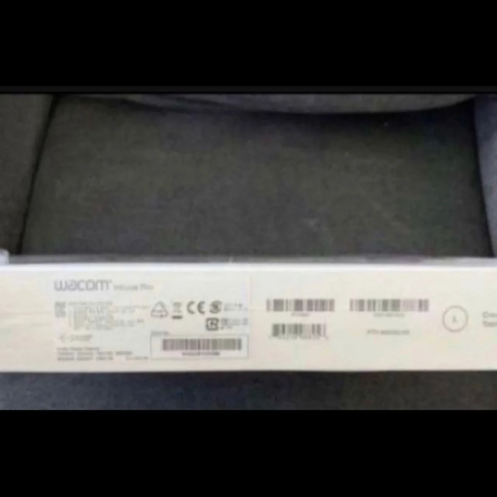 Wacom intuos pro tablet